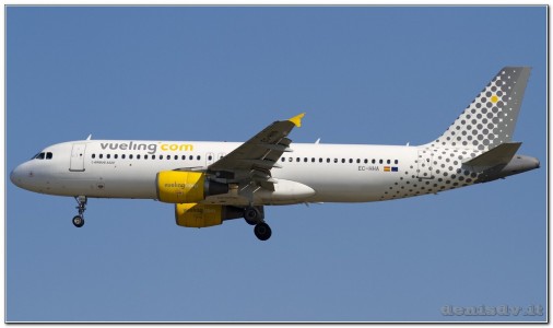 Vueling Airlines Airbus A320-214 EC-HHA (cn 1221) 
